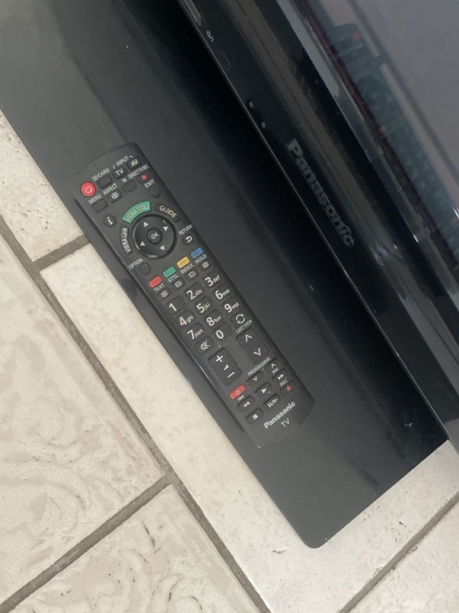 Televisori: Fernseher Panasonic TX-P42C2E LCD TV 105cm Top – Usato da Obergerlafingen venduto da cabo4 1
