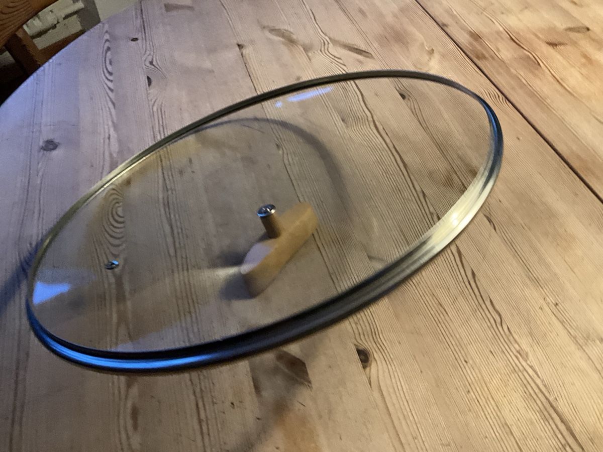 Padelle: Neuwertiger Pfannendeckel aus Glas mit Holzgriff – Usato da Grenchen venduto da Shyla1611 1