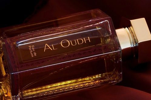 Profumi & Eau de Toilette: Al Oudh de L'Artisan Parfumeur  6 ml sample – Nuovo (secondo la descrizione) da Chêne-Bougeries venduto da Seetooyoo 2