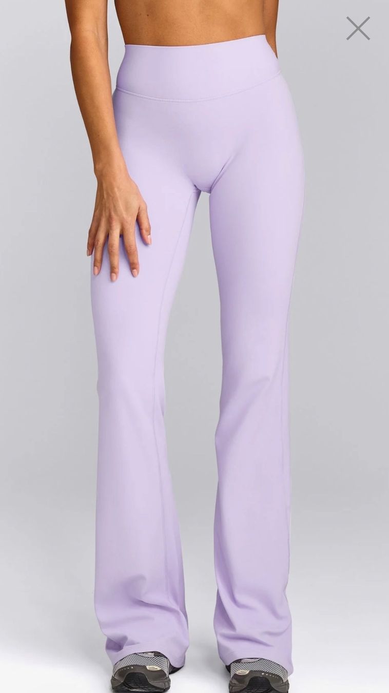 Oner Active Leggings: Oner Active SOFTMOTION™ FLARED BOTTOMS WITH - S – Gebraucht aus Grenchen von rahel_98 2