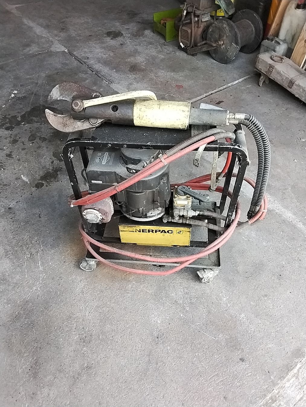 Tutte le macchine: Nerpac Hydraulikschere Kabelschere - Profi Werkzeug! – Usato da Stadel venduto da Nwt