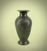 CAIROWARE, GROSSE REICH GRAVIERTE MESSING VASE, UM 1900
