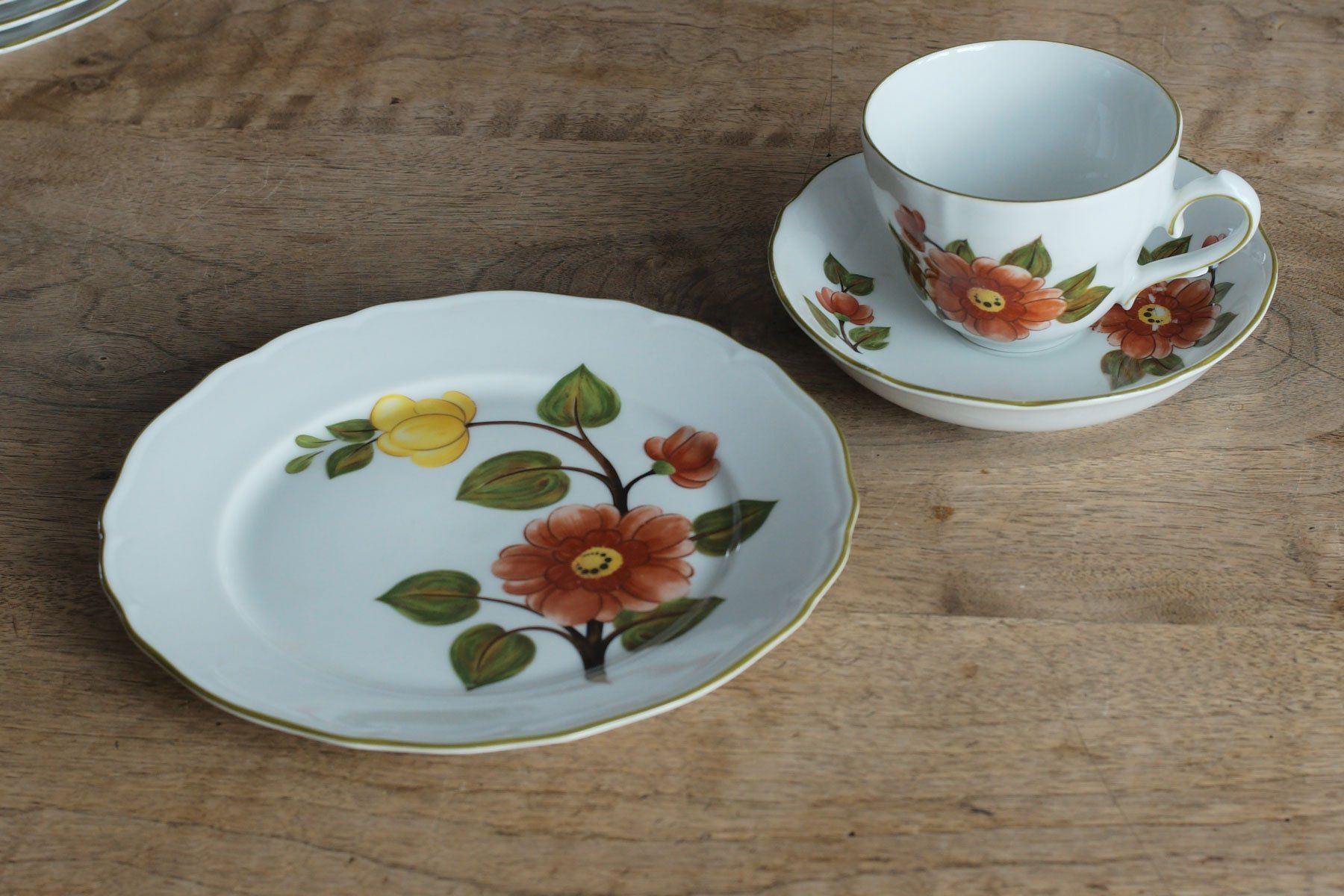 Teekannen: romantischer Tee-Servive mit Rosenmotiv, 6-teilig – Gebraucht aus Bubendorf von zimmers_creativteam 1