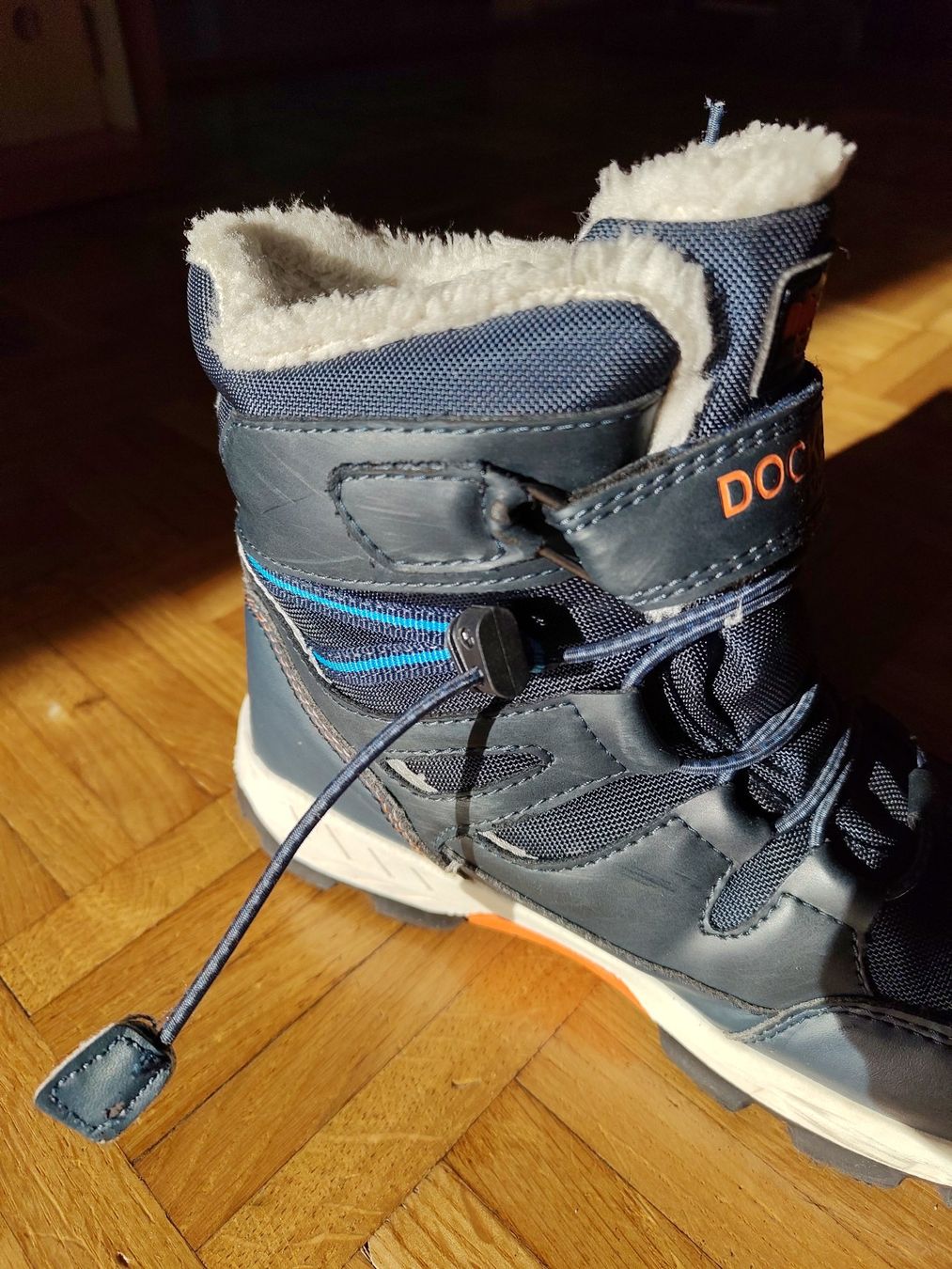Schuhe für Jungen: Chaussures pour la neige Dockers 37 – Gebraucht aus Lausanne von lozed 2