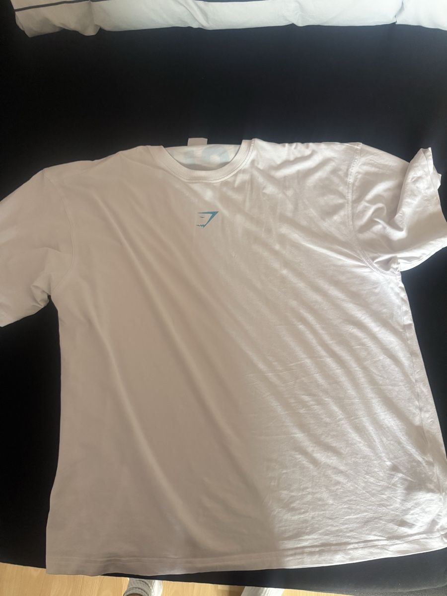 Gymshark T-shirt: Gymshark T Shirt – Nuovo (secondo la descrizione) da Däniken SO venduto da jschenker27