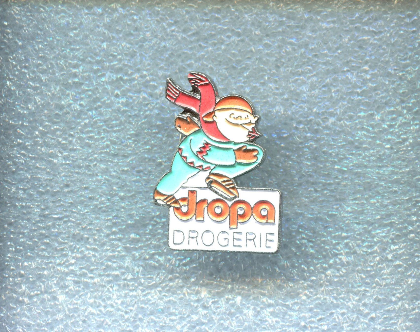 Placchette & Badge: dropa DROGERIE – Usato da Winterthur venduto da Sammleroase
