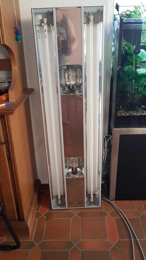Lampade: Aquarium Lampe Riga Aqua Connect – Usato da Ennetmoos venduto da Eddieinoz