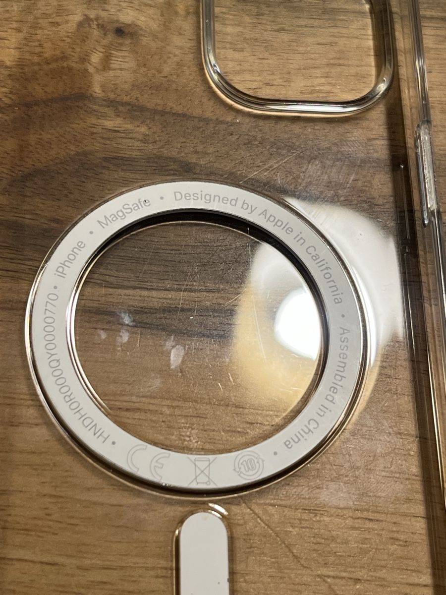 Apple Cover & Protezioni schermo: iPhone 15 plus Hülle transparent MagSafe Zustand neu – Usato da Würenlos venduto da KLG_3TBs 2