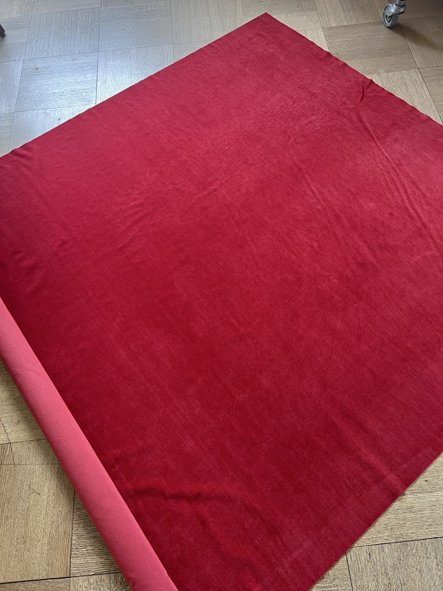 Tessuti: Samt Stoff, orange rot, 138 x 200cm – Usato da winterthur venduto da Cw5