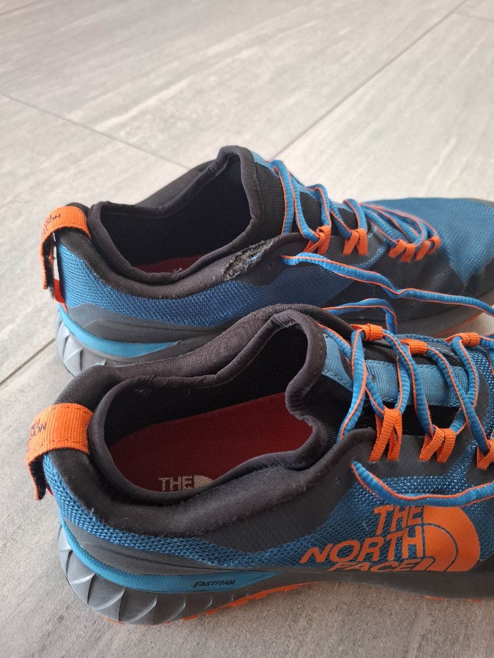 North Face Chaussures hommes: The North Face - baskets US 12 – D'occasion à Moutier par kiki0608 2