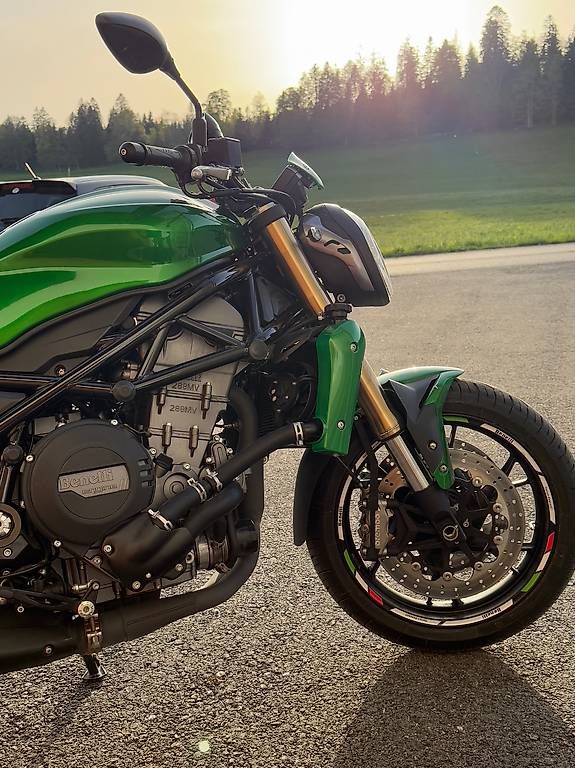 Strada: Moto benelli 752S verte – Usato da Cerneux-Péquignot venduto da Isko19 2