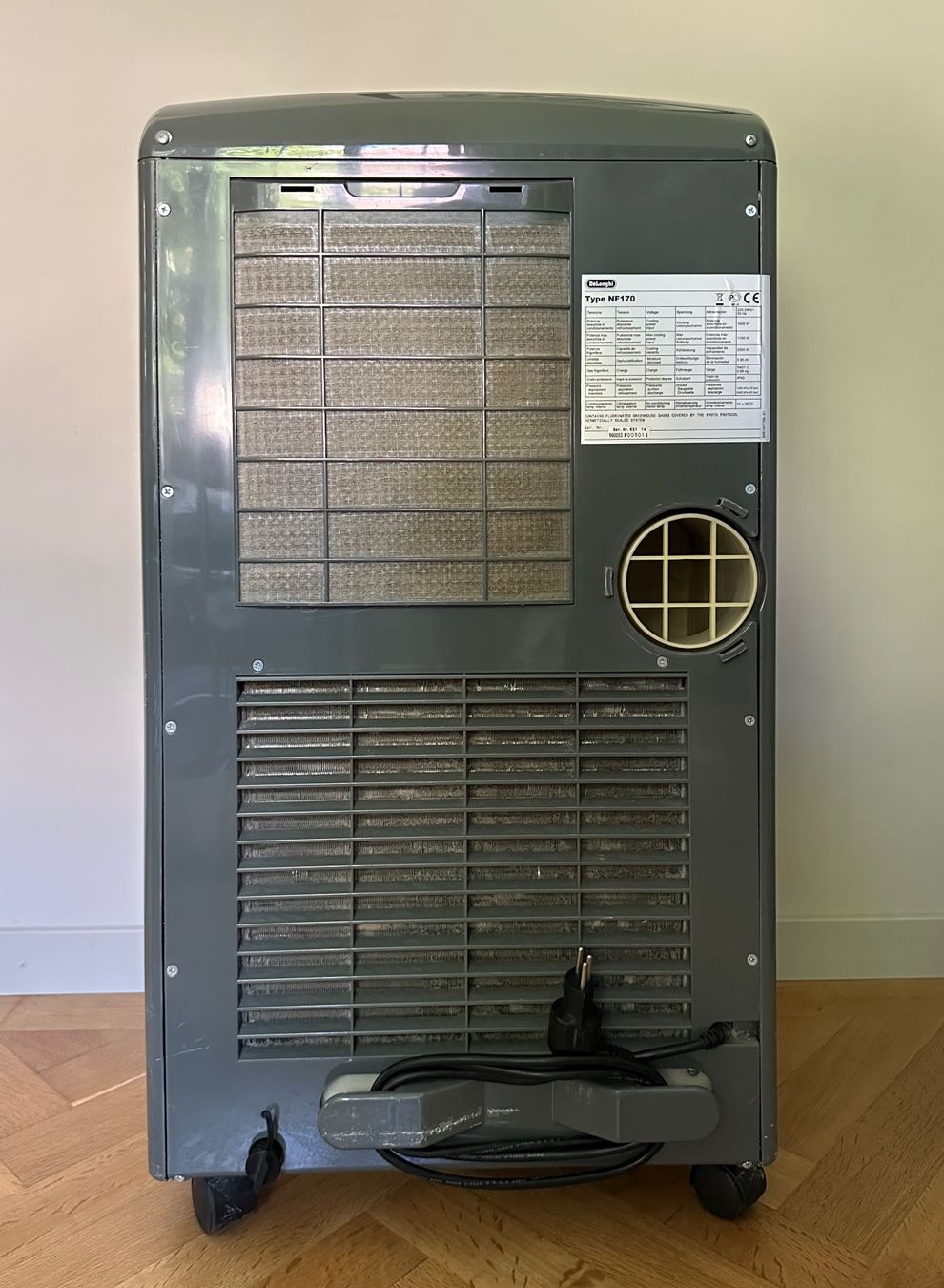 De'Longhi Condizionatori: Mobiles Klimagerät DeLonghi Modell NF170 – Usato da Bern venduto da der_karl 4