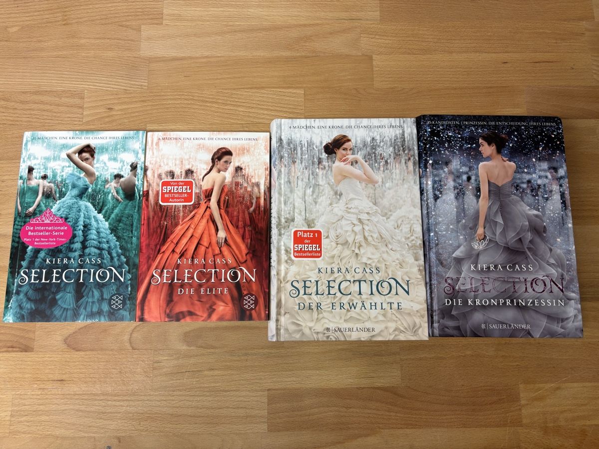 Libri: Selection 1-4 von Kiera Cass – Usato da Montlingen venduto da ann_w6t2
