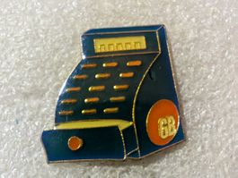 Ansteckpin 75: GB Kasse