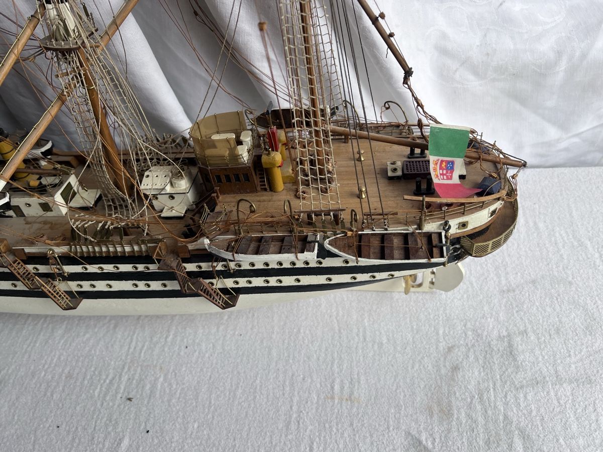 Kits de montage: Schiffsmodell , Segelschiff (59) – D'occasion à Glattfelden par maa_qcj8 2