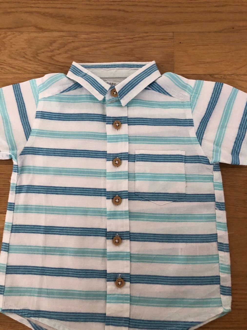 Hemden, T-Shirts & Polos: Schönes Hemd Gr.86 – Gebraucht aus Buchs SG von sunset55
