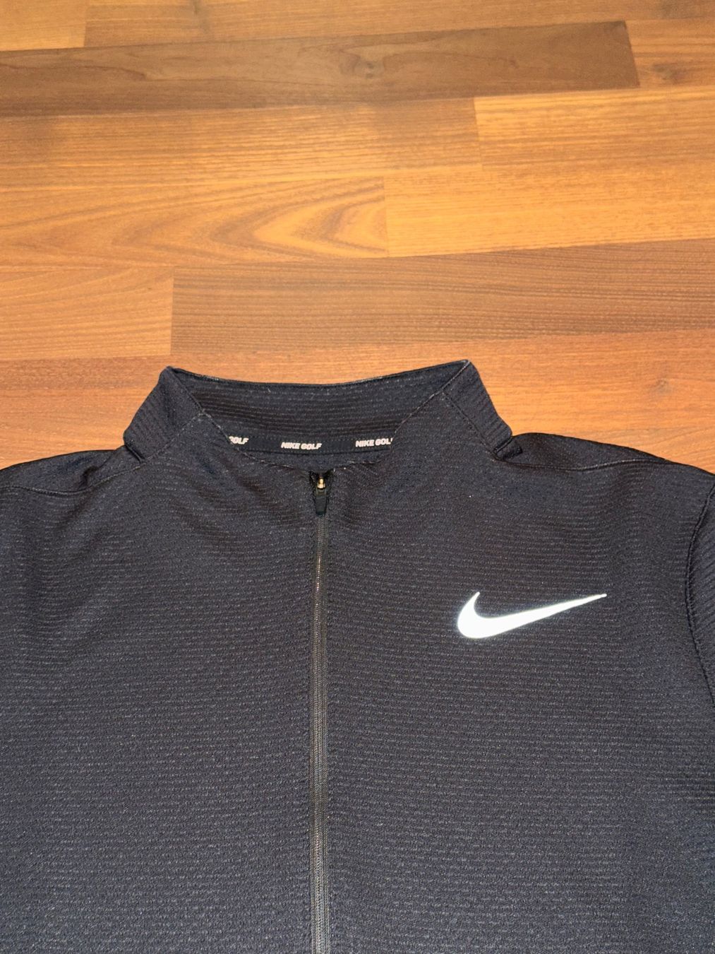 Nike Maglioni & Felpe: Nike Golf AeroReact Half Zip Pullover – Usato da Gränichen venduto da lixil 1