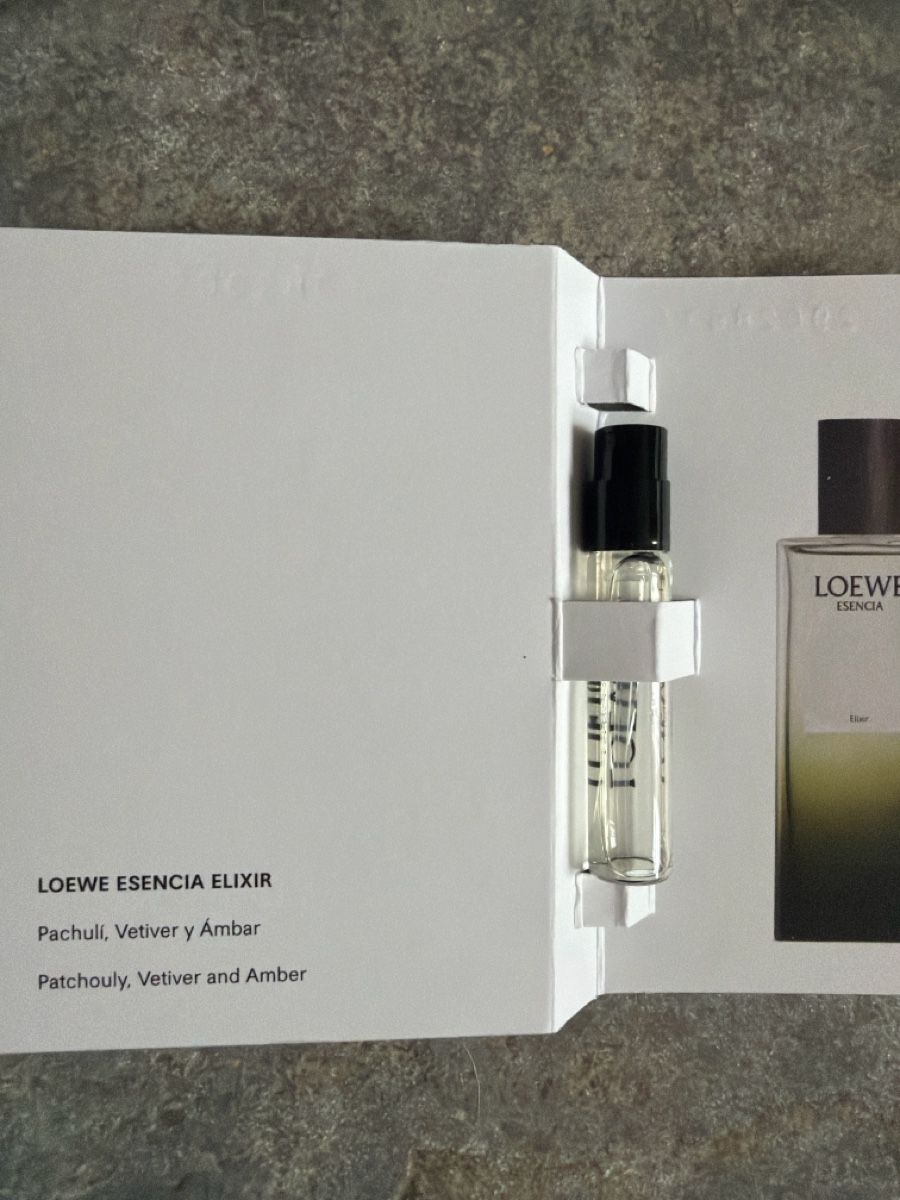 Loewe Profumi & Eau de Toilette: LOEWE Esencia Elixir Duftprobe 1.5ml neu – Nuovo (secondo la descrizione) da Wangs venduto da Haselika 1
