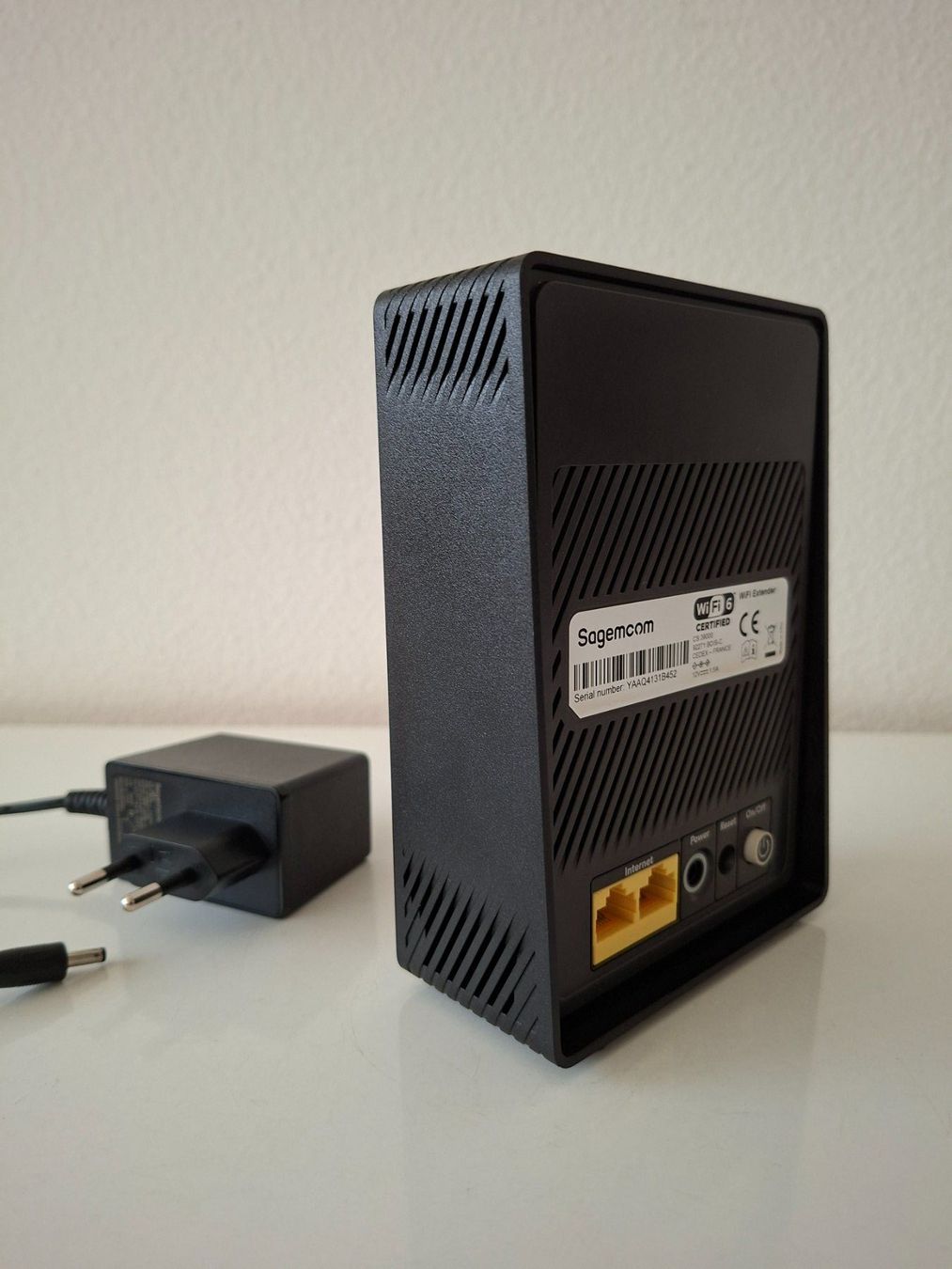 Modem & Router: Sunrise  WiFi 6 Extender  Sagecom  inkl. Netzteil – Nuovo (secondo la descrizione) da Zürich venduto da Daniel517 3