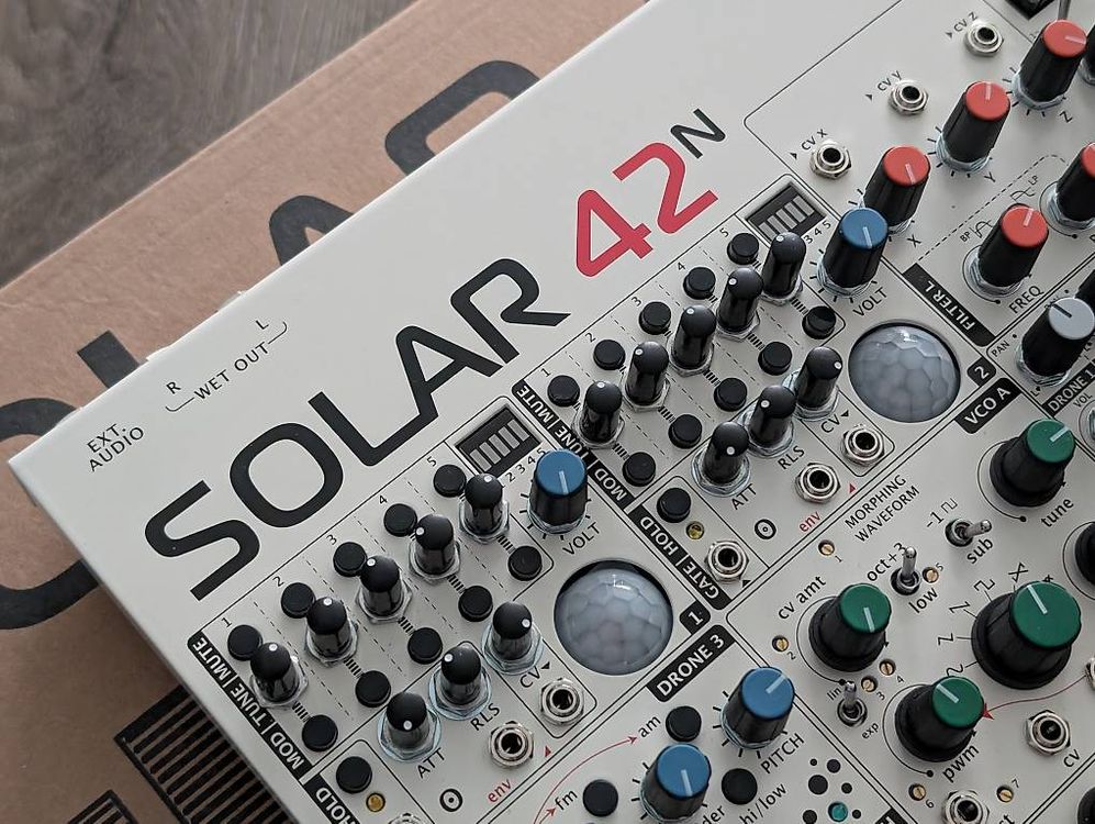 Neuer Elta Music Solar 42 N Cremeweiss (Gebraucht) in Winterthur für ...