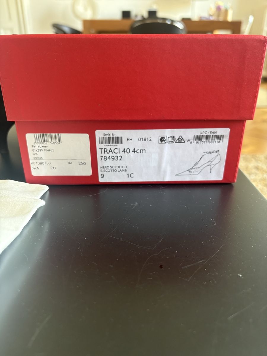 Salvatore Ferragamo Scarpe da donna: Ferragamo Pumps (4cm, 39.5) – Nuovo (secondo la descrizione) da Genève venduto da kir_ng95 5