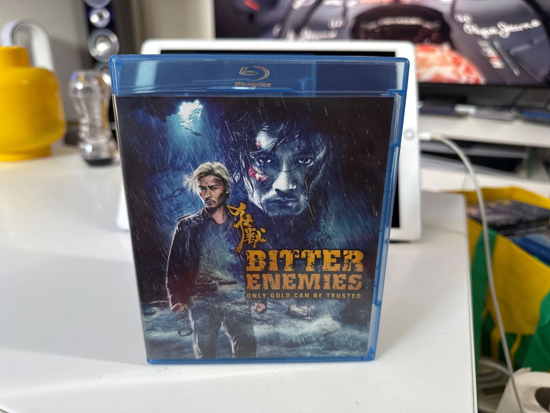 Alle DVDs: Bitter Enemies Blu-ray – Gebraucht aus Allschwil von meeresperle