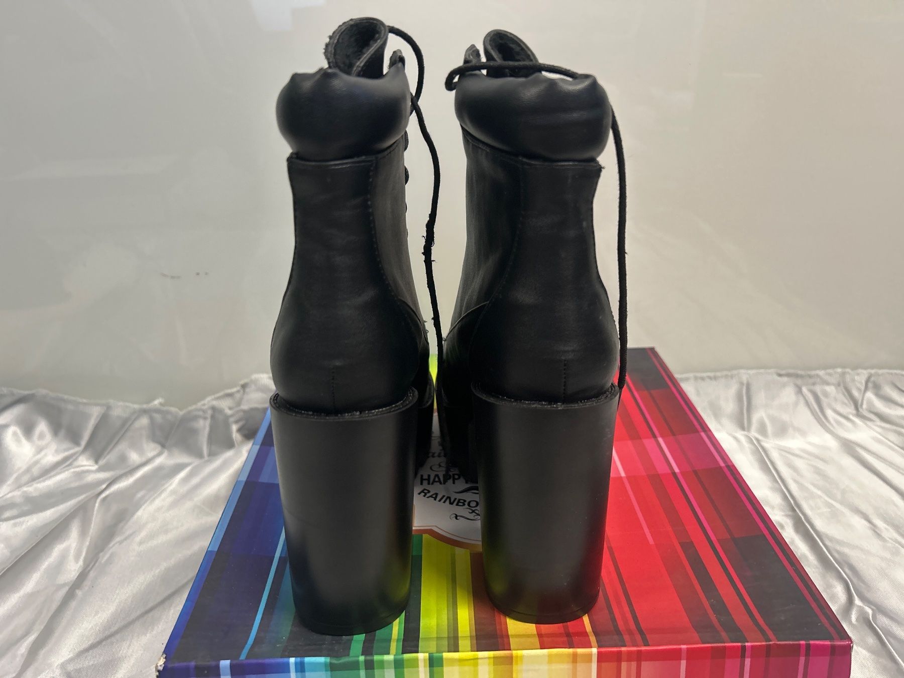 Scarpe da donna: Stiefeletten geschnürt mit Absatz schwarz Gr 37 – Nuovo e nell'imballaggio originale da Regensdorf venduto da Spyke55 1
