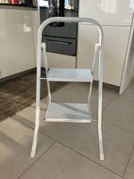Weisse Haushaltsleiter, 2 Stufen