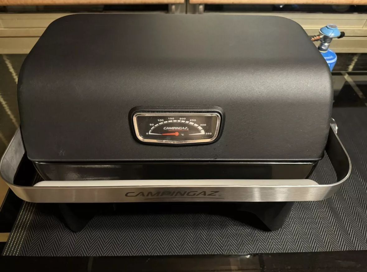 Griglie: Campingaz Attitude 2go CV Gasgrill – Usato da Urdorf venduto da Tina_a 1