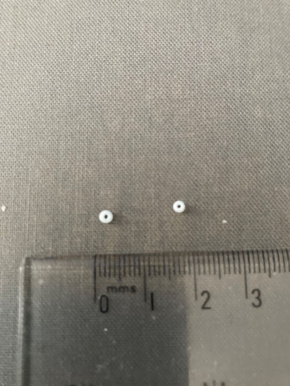Perle (finte): Rocailles Perlen-Set farblich sortiert Neu – Nuovo e nell'imballaggio originale da Zürich venduto da mik_h9ty 1