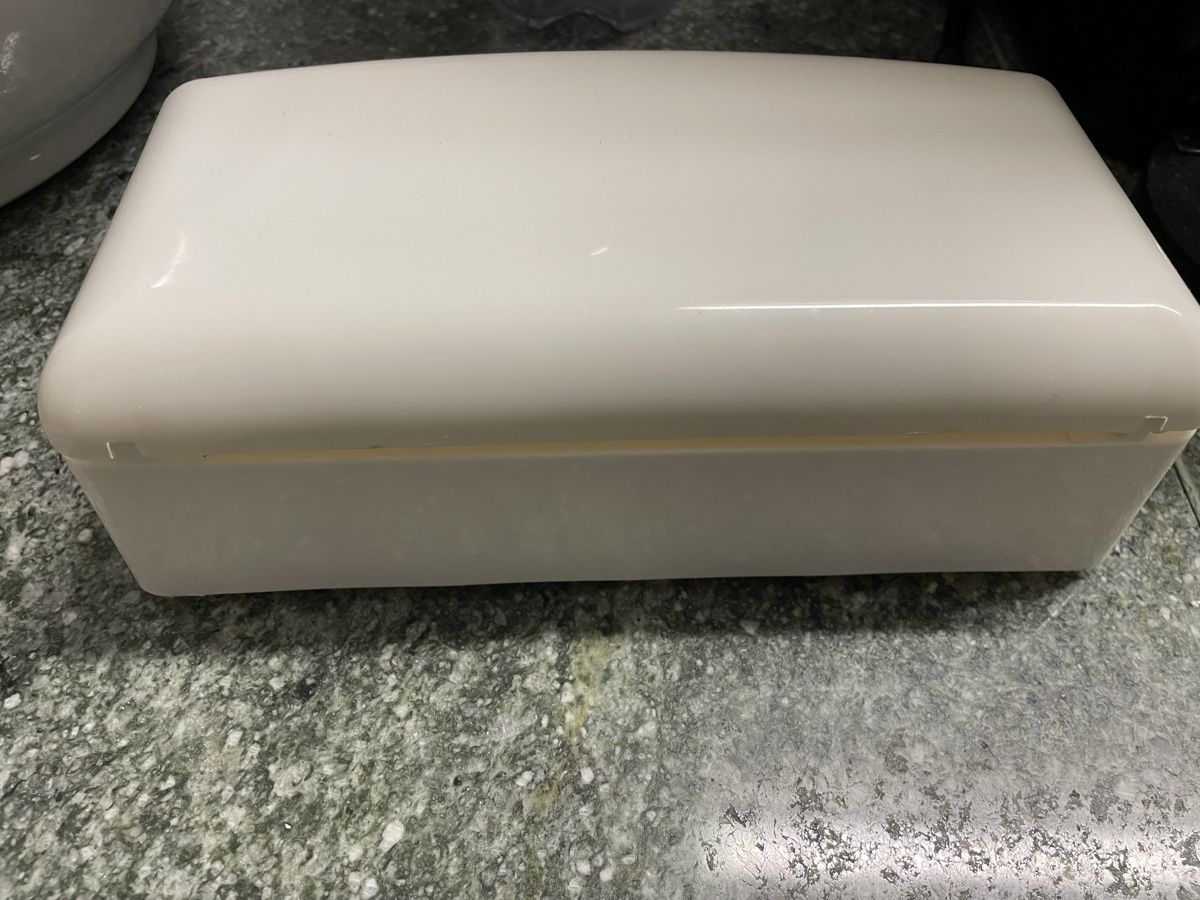 Pasti del neonato: Sterilisationsbox Nagelstudio, neuwertig! – Usato da Oberwil BL venduto da Petermib 5