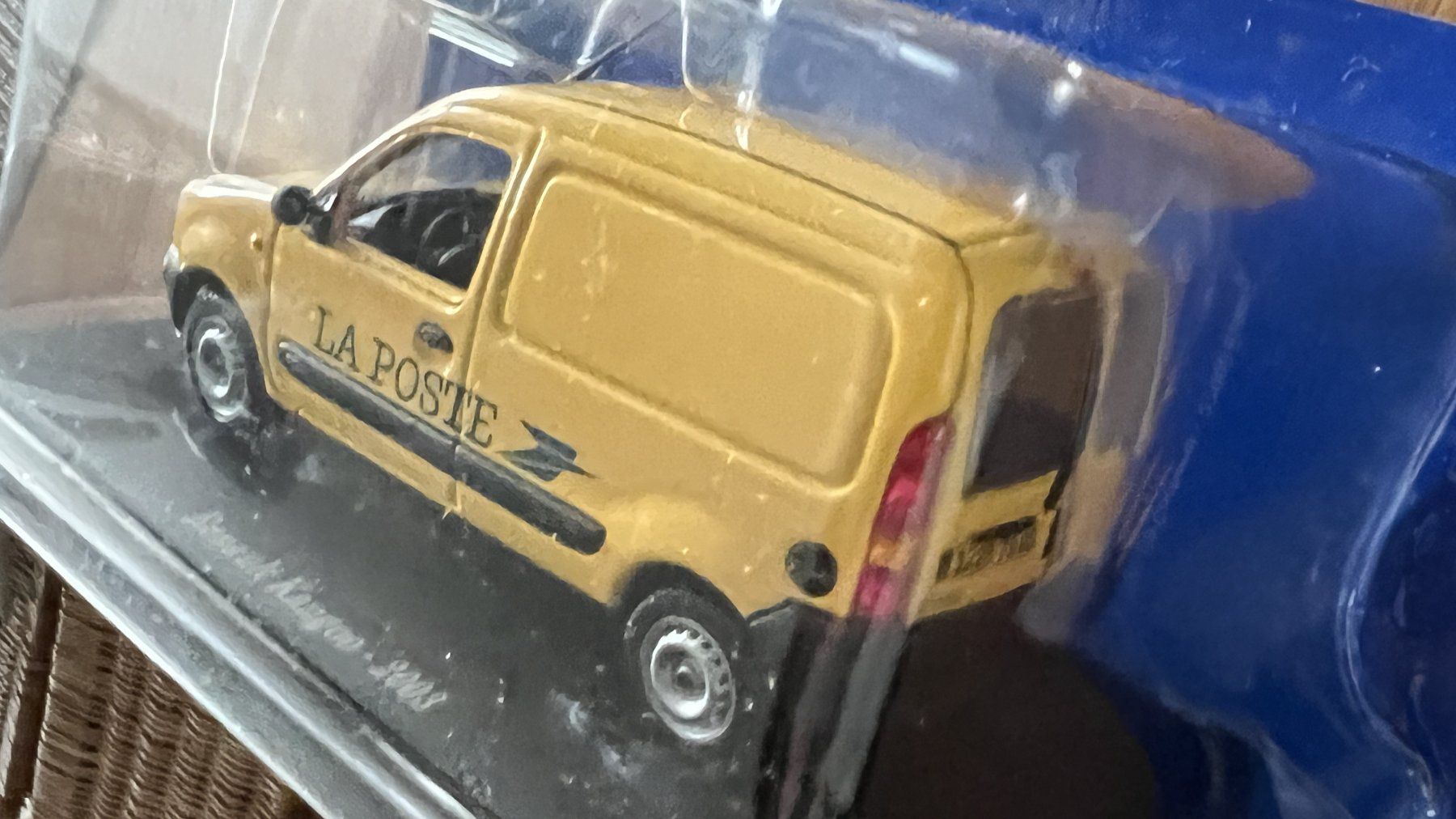 Renault Modellautos: Renault Kangoo 2003 La Poste 1/43 – Neu und originalverpackt aus Meilen von rdv_n7s9 2