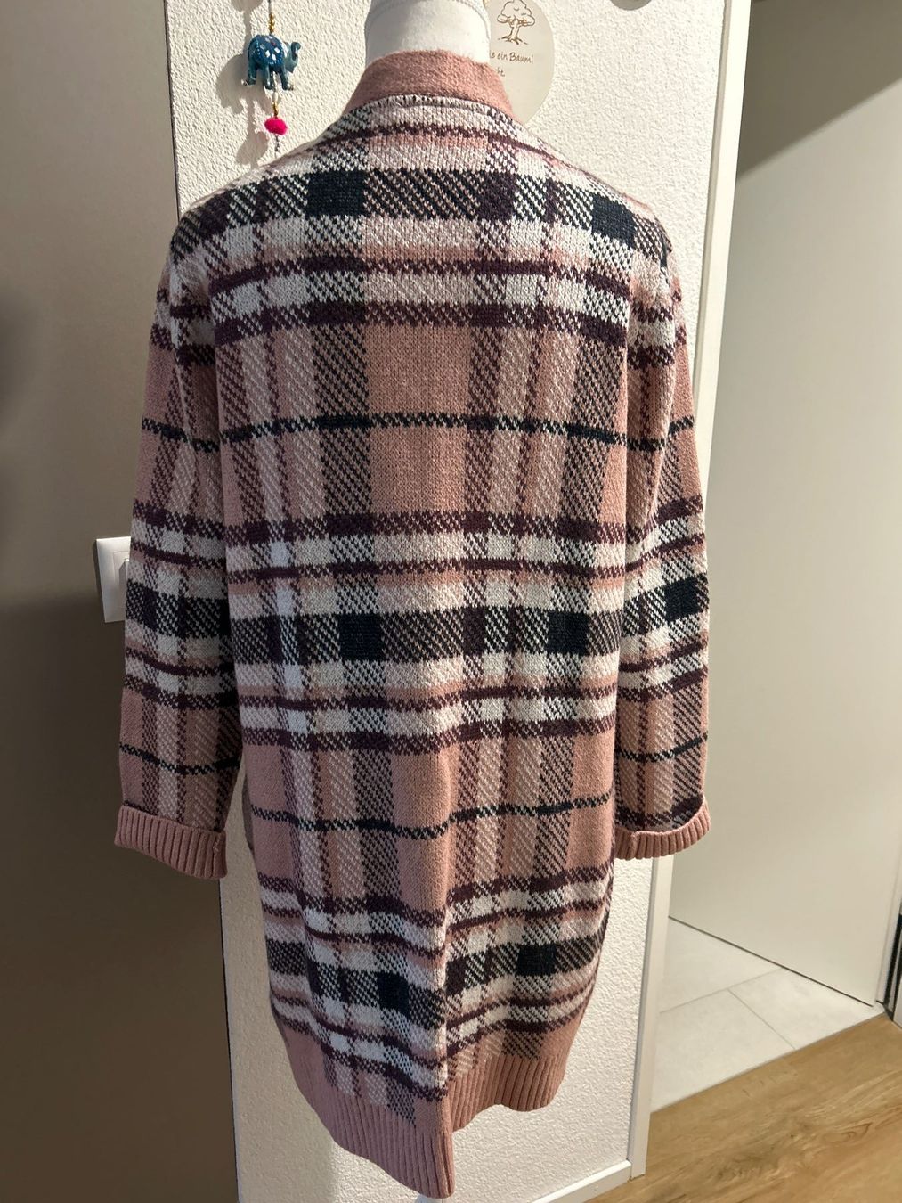Giacche: Lange Strickjacke im Karomuster von Multiblu G. 40 – Nuovo (secondo la descrizione) da Brunnen venduto da Nala2929 5