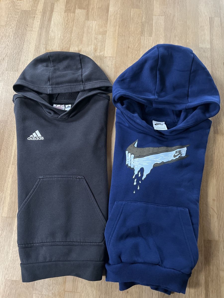 Maglioni & Felpe: Kinder Sweatshirt – Usato da Bachenbülach venduto da Dana_Ondrasik