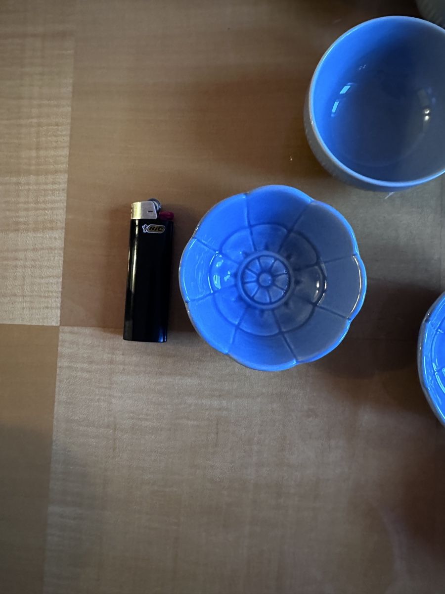 Ciotole: 13 kleine Schalen hellblau neu  – Nuovo (secondo la descrizione) da Zürich venduto da Misus.Flohmi 3