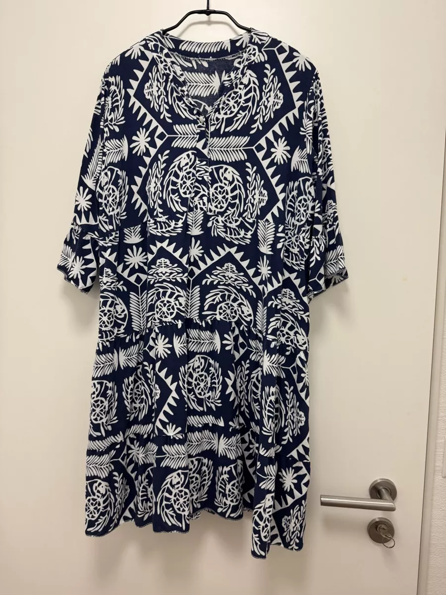 Kleider: Kleid One Size – Gebraucht aus Haldenstein von nicB74