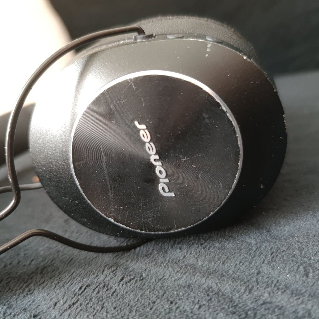 Pioneer Cuffie: Pioneer SE-MS7BT – Usato da Meggen venduto da Malecifent 2