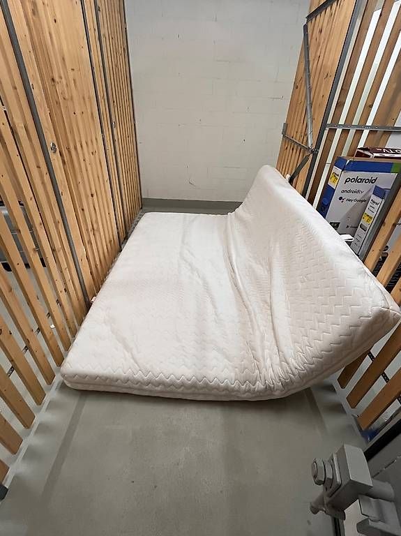 Matelas: Matratze 180x200 cm – D'occasion à Rafz par pityes