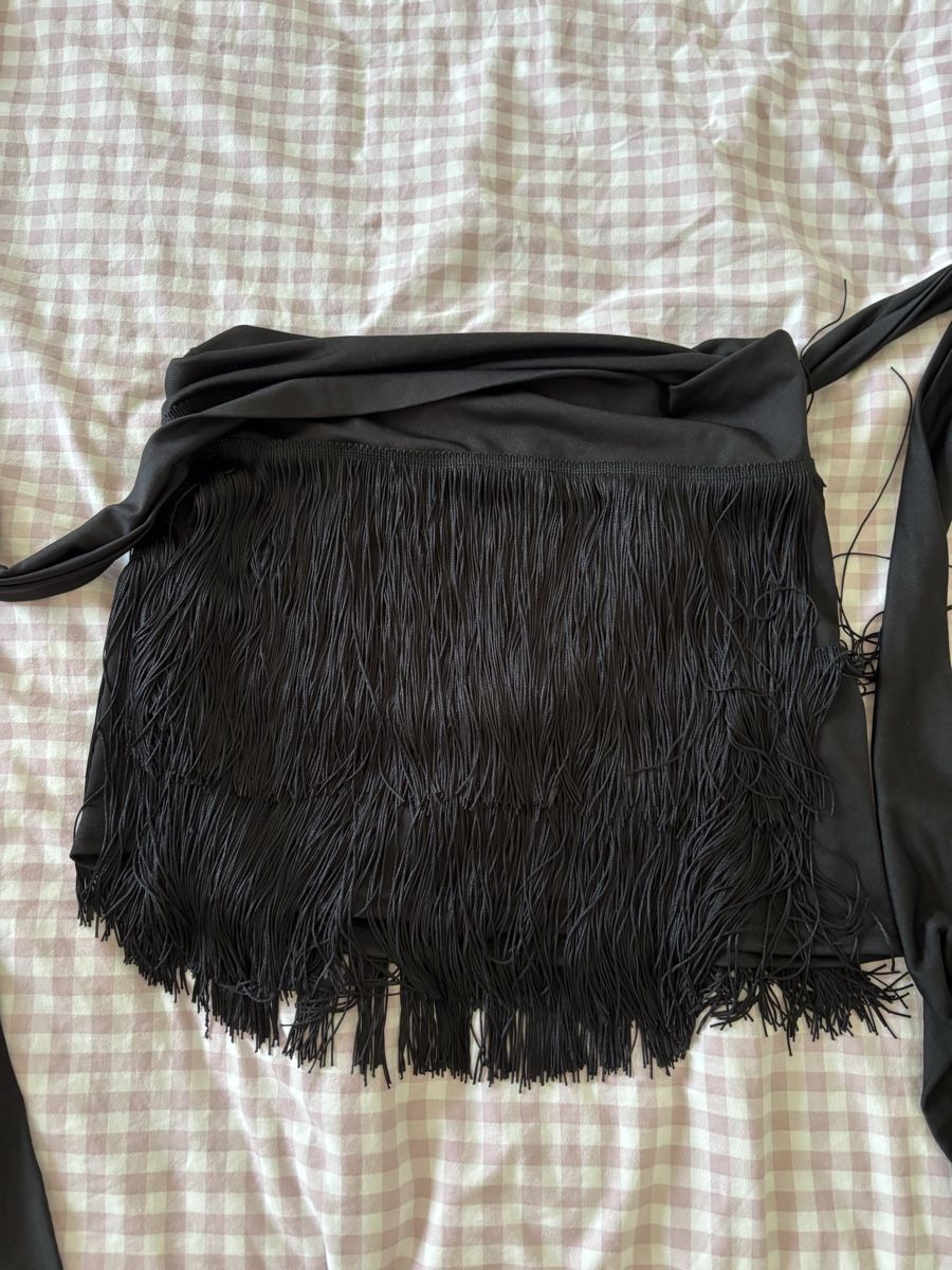Gonne: Black Fringe Mini Skirt / Tie-Side Wrap  – Nuovo (secondo la descrizione) da Zug venduto da and_tl9y