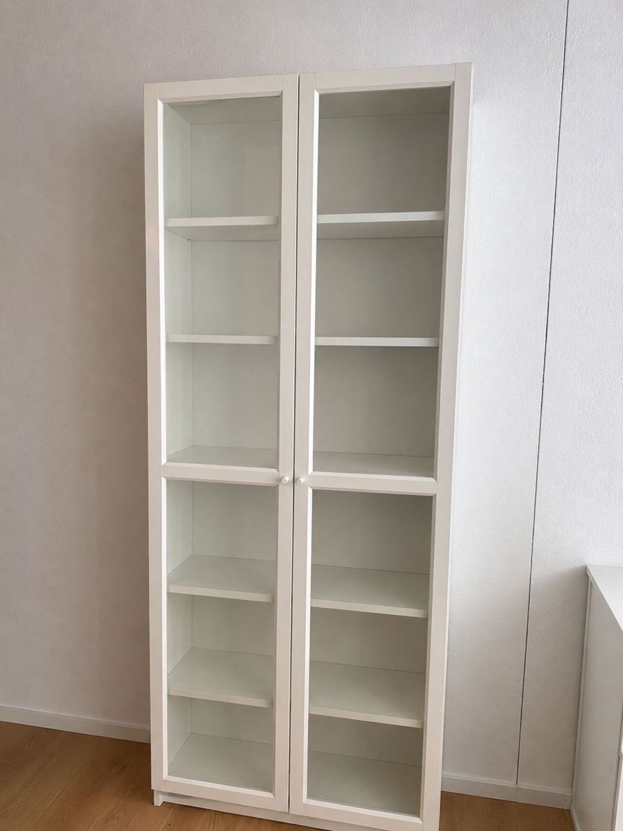 Ikea Scaffali: IKEA billy oxberg weiß Bücherregal  – Usato da Dübendorf venduto da el_gore