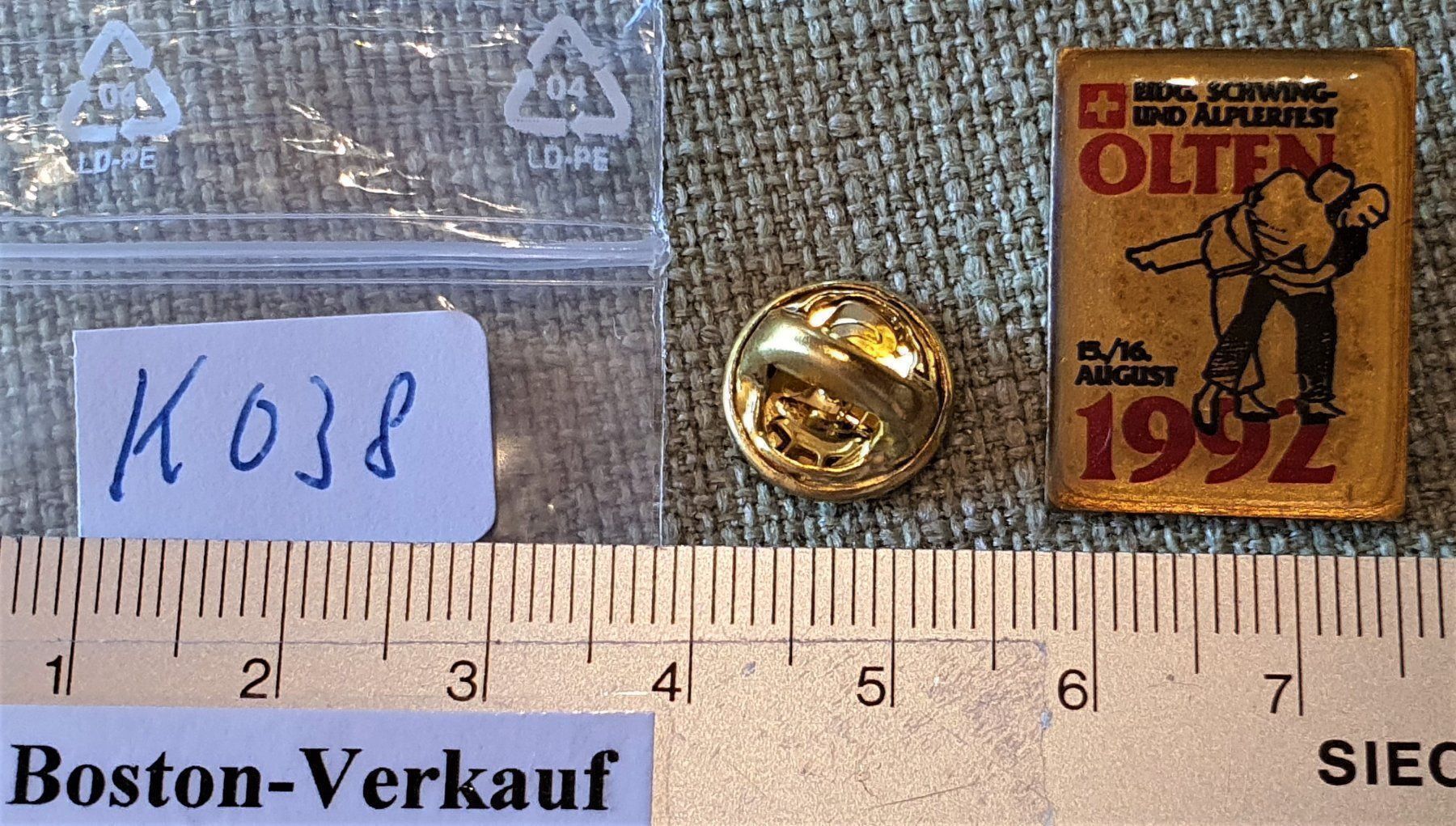 Placchette & Badge: K038 - Pin Schwing Älplerfest Olten 1992 – Usato da Reinach BL venduto da Boston-Verkauf 1