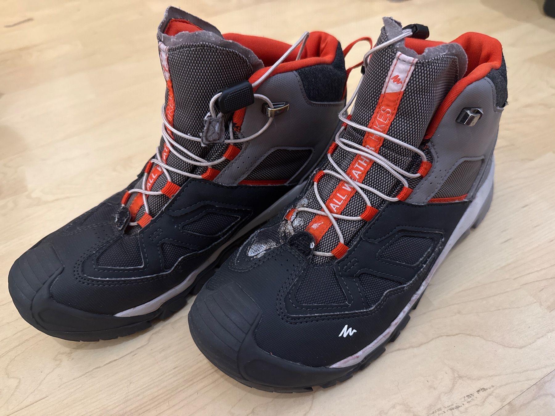 Decathlon Chaussures hommes: Wanderschuhe von Quechua Gr. 38 – D'occasion à Uster par pas_ytj2 1