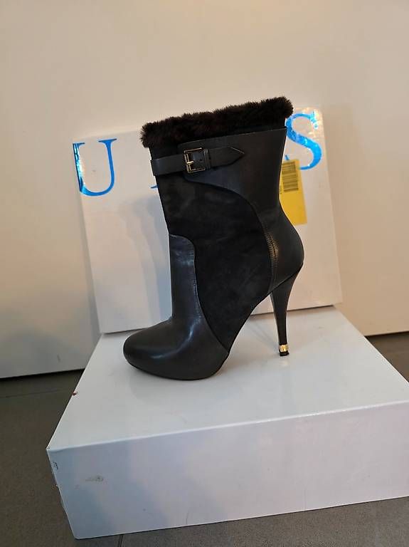 Guess Scarpe da donna: Guess Stiefeletten Echtleder Gr. 38 – Nuovo (secondo la descrizione) da Frümsen venduto da mar_7jzg 1