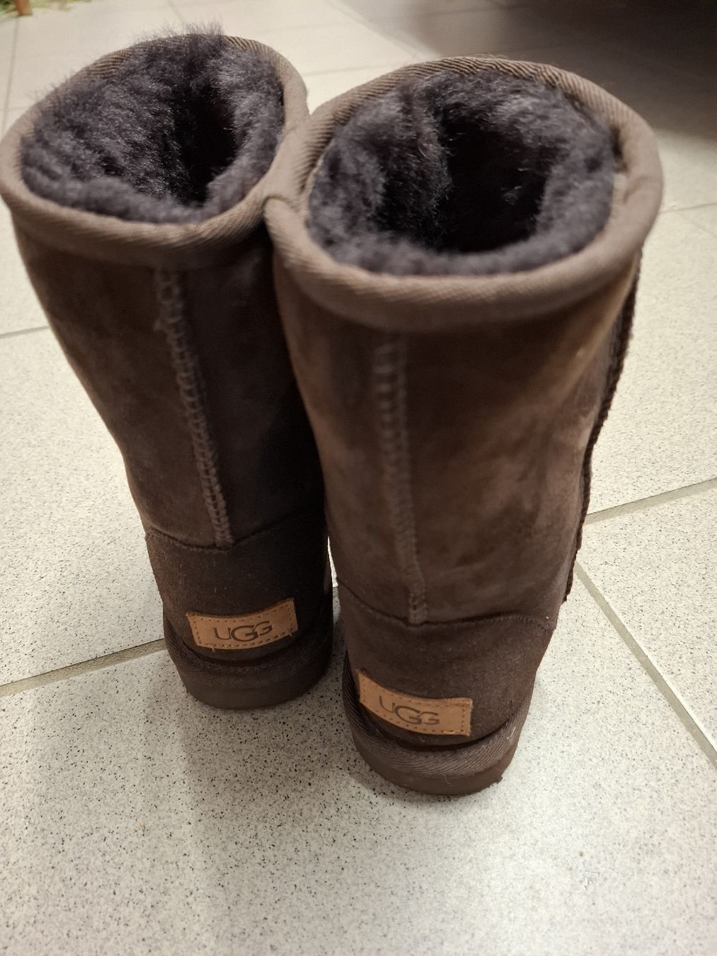 Ugg Scarpe per ragazze: Ugg, taille 36 – Usato da Tramelan venduto da yok-yok 3