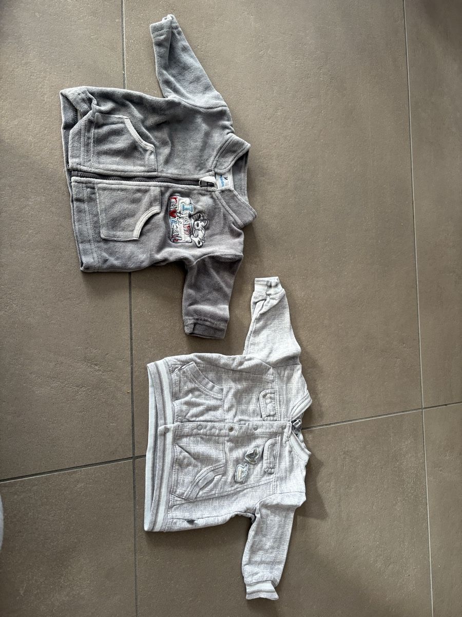 Lotti & Set di vestiti: Jäckchen Baby Gr. 56 – Usato da Magden venduto da YesGug97