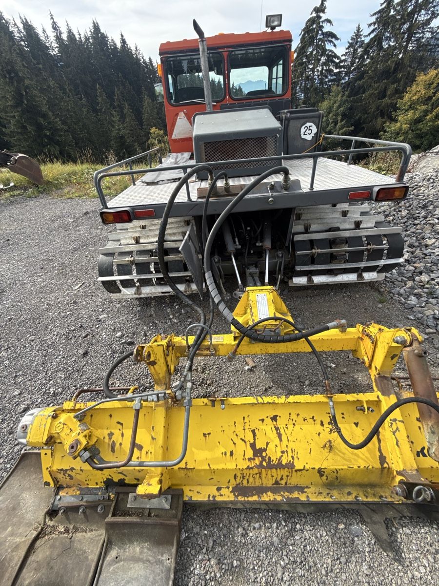 Véhicules utilitaires: Pistenbully PB 130  – D'occasion à Villeneuve VD par Tiennot 3
