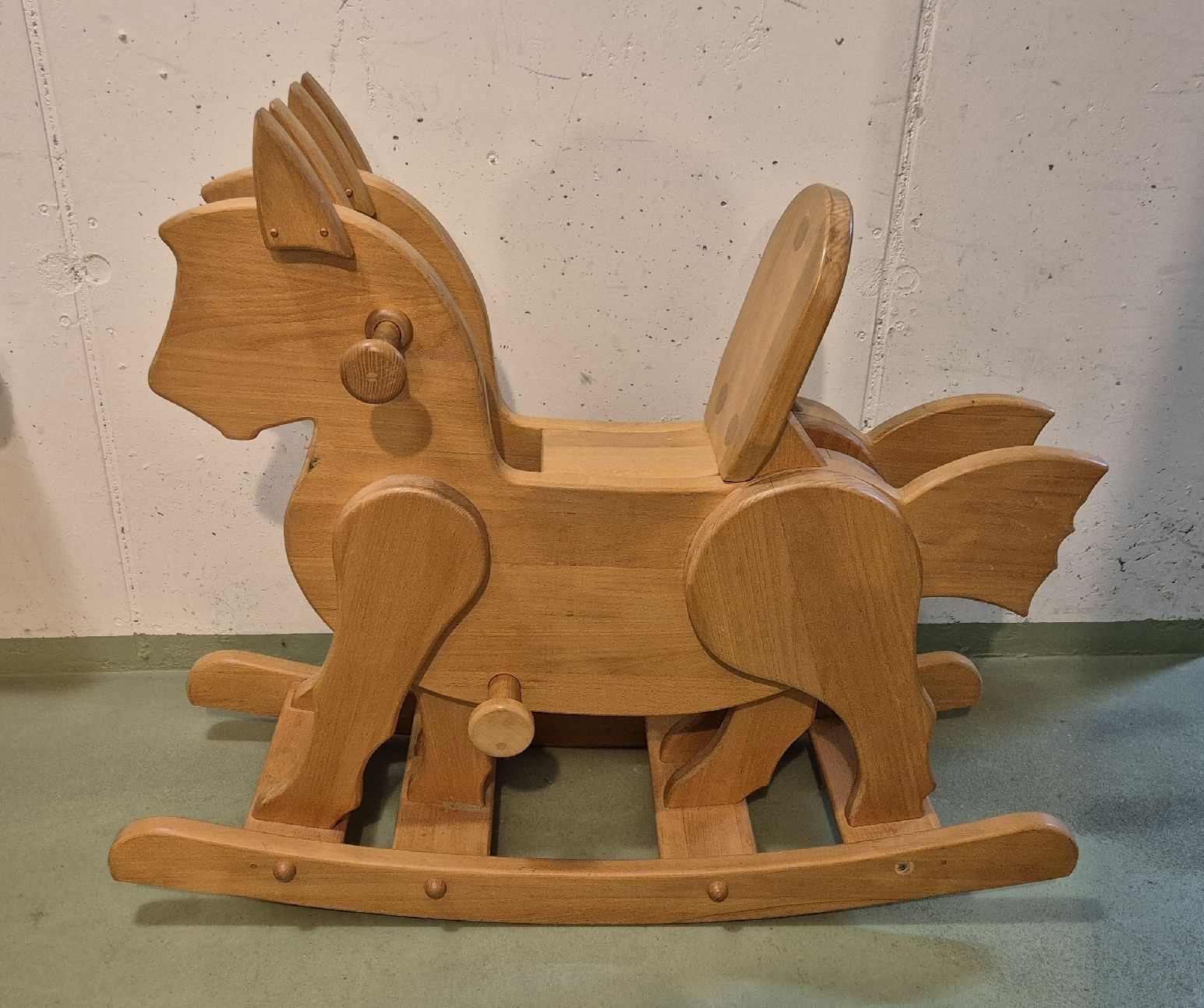 Jouets: Schukelpferd – D'occasion à Roggwil BE par cornell80
