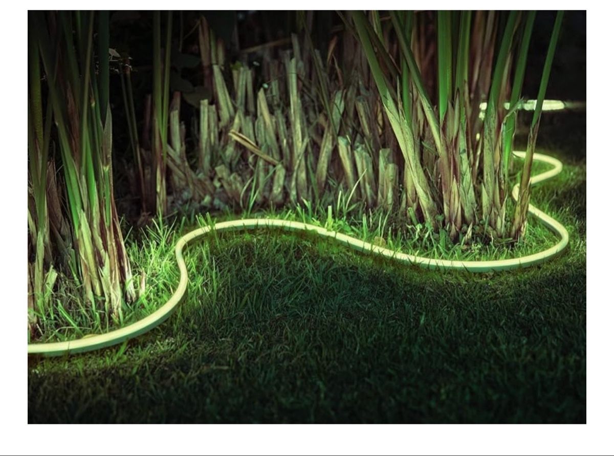 Philips Lampen: Philips Hue Outdoor Lightstrip 2meter – Neu und originalverpackt aus Rudolfstetten von Friedlisberger 1