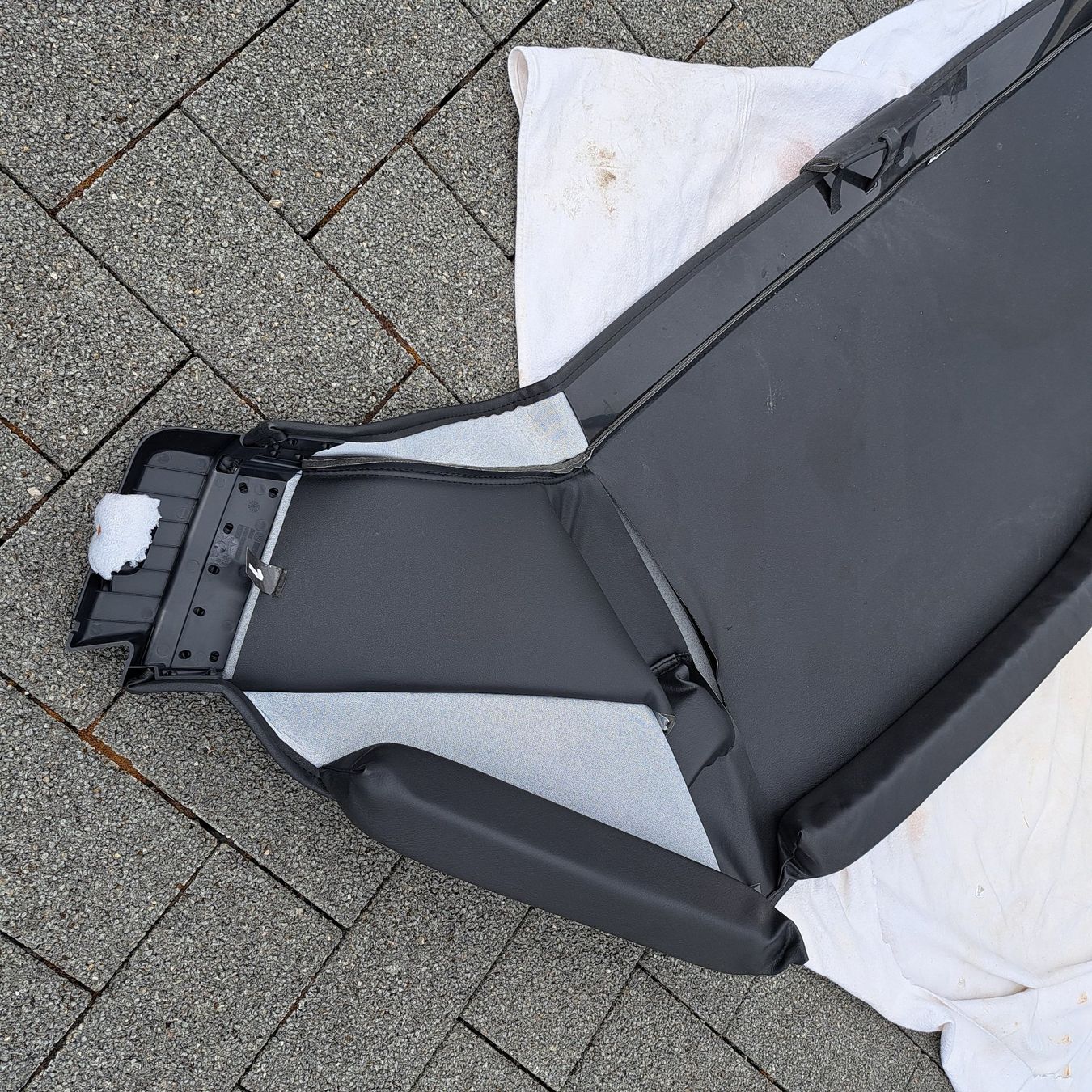 VW Alle Autoersatzteile: VW New Beetle Verdeck Abdeckung – Gebraucht aus Lyss von pet_69c5 4