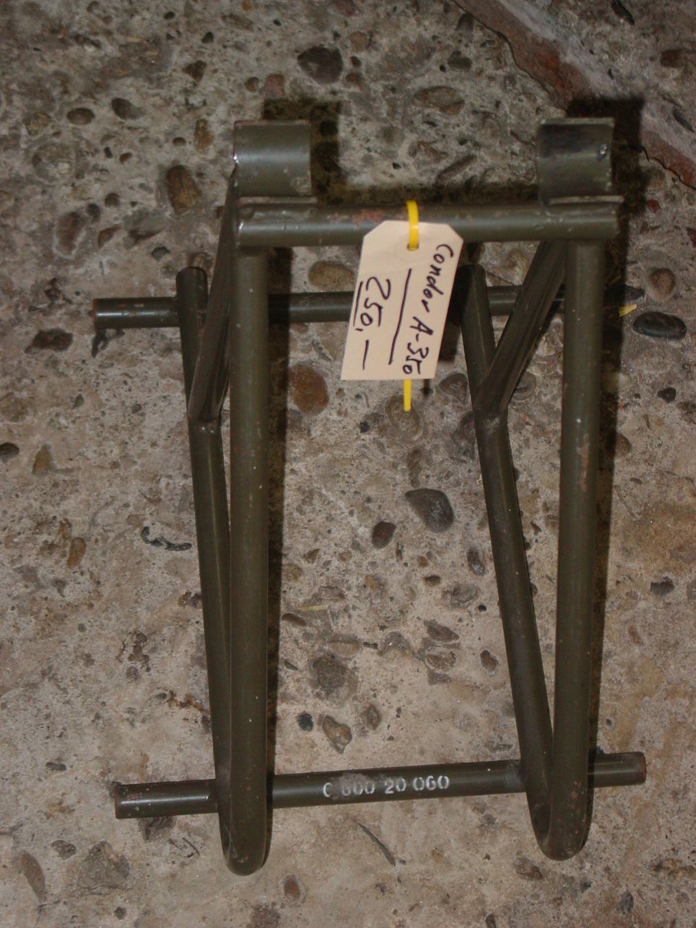 Condor Tutti i ricambio per moto: Condor A-350  Motor Halter Selten! – Usato da Ursenbach venduto da shopverte 1